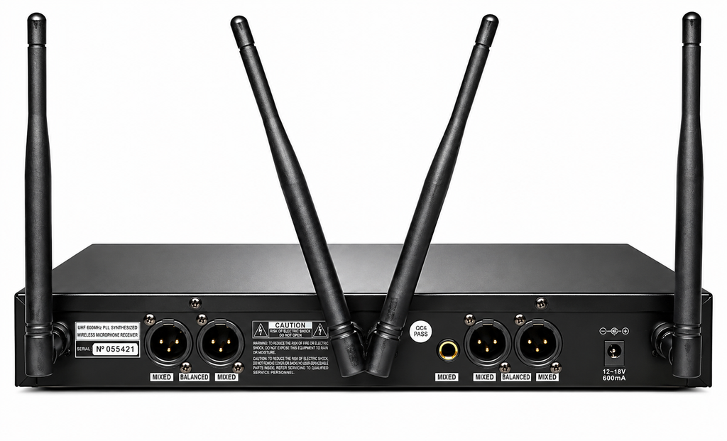 BVB VM-100MKII Professional 4 x UHF Wireless Microphone System